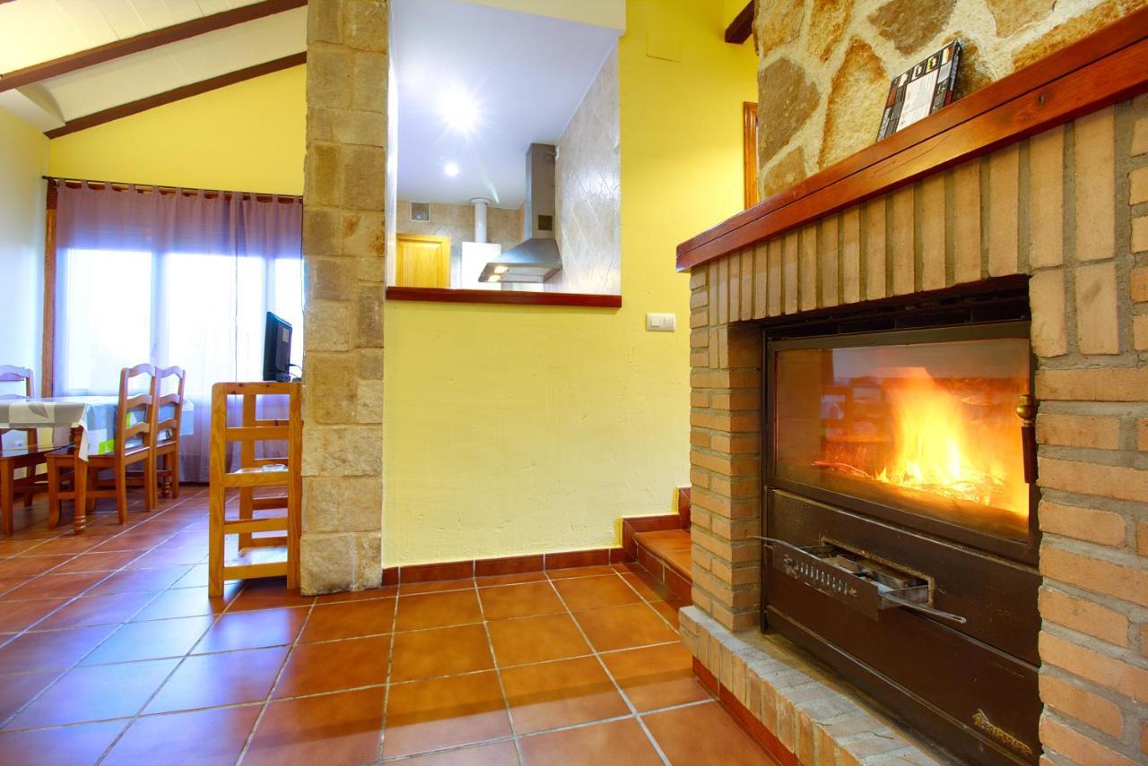 Aventura & Relax Cabanas Pena La Higuera Villalba de la Sierra Exterior photo